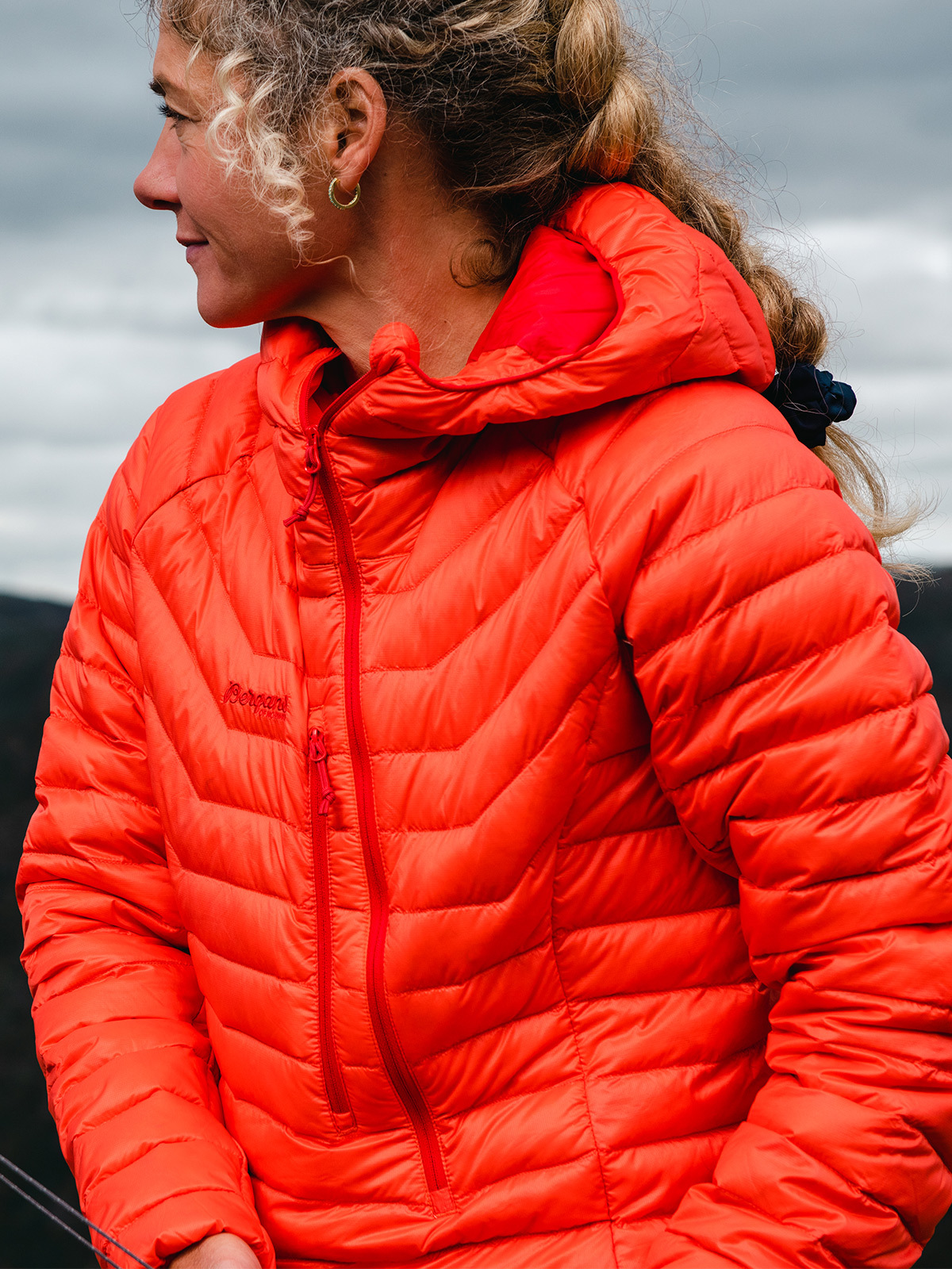 Bergans Cecilie Down Light Anorak Energy Red / Red Leaf