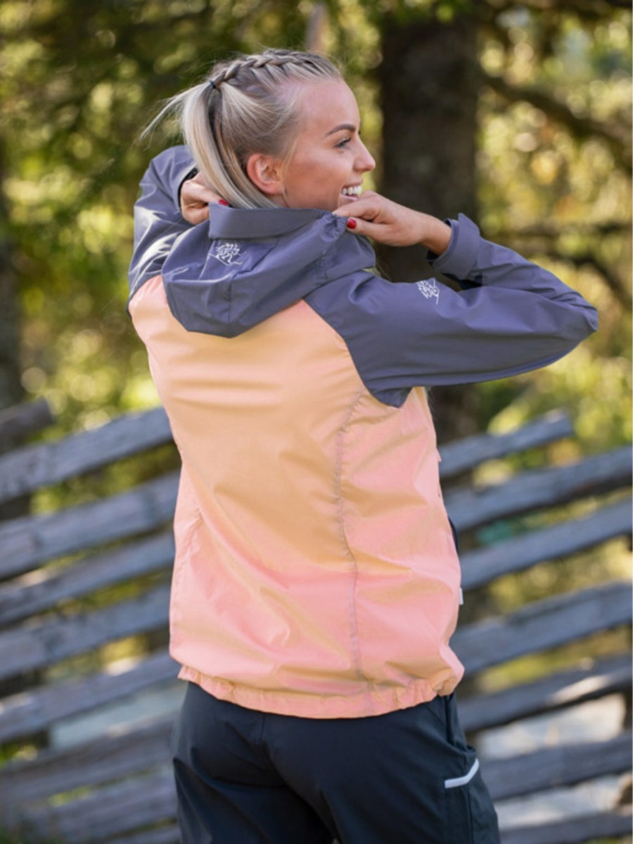 Bergans Microlight Jacket Peach Pink/ Solid Dark Grey