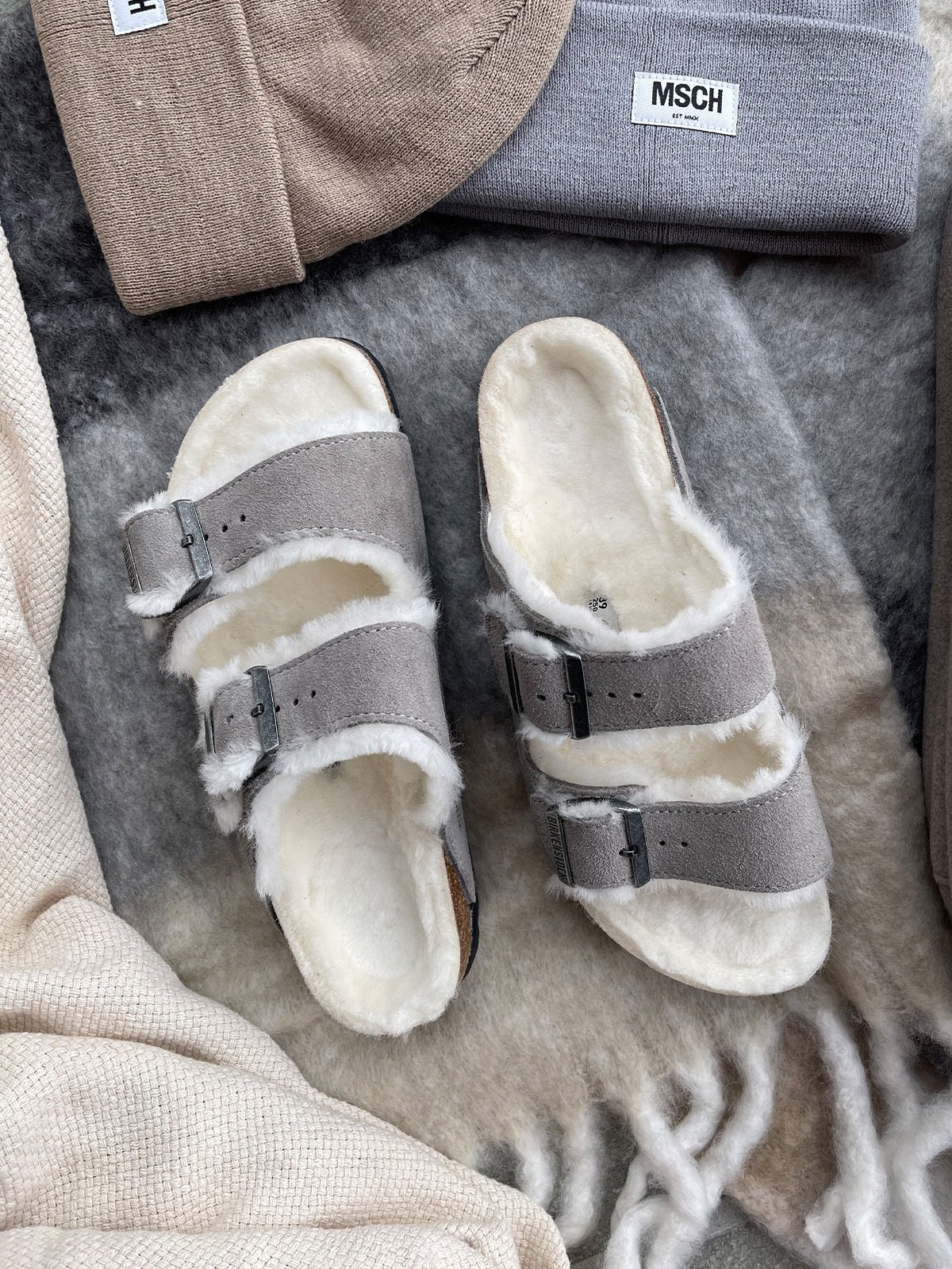 Birkenstock Arizona Fur Stone Coin