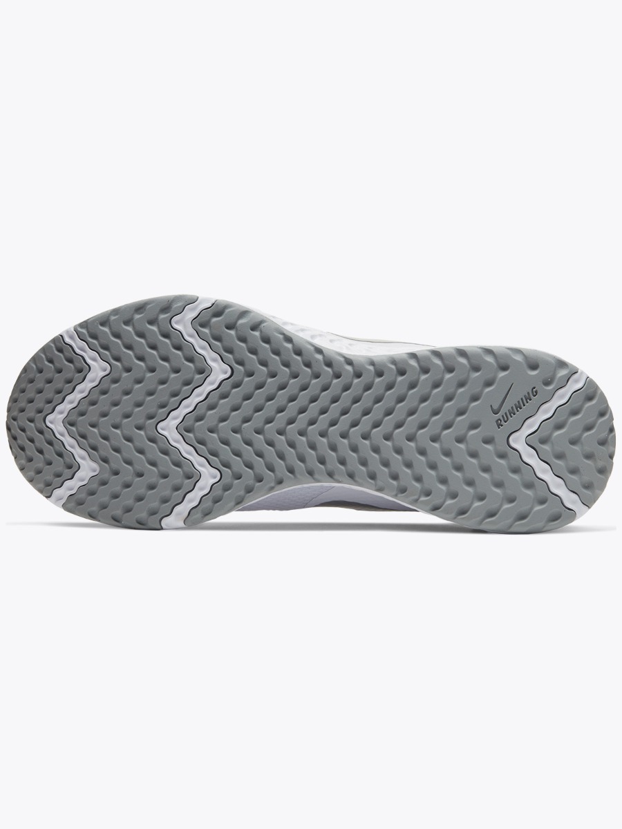 Nike Revolution 5 White/ Wolf Grey/ Pure Platinum