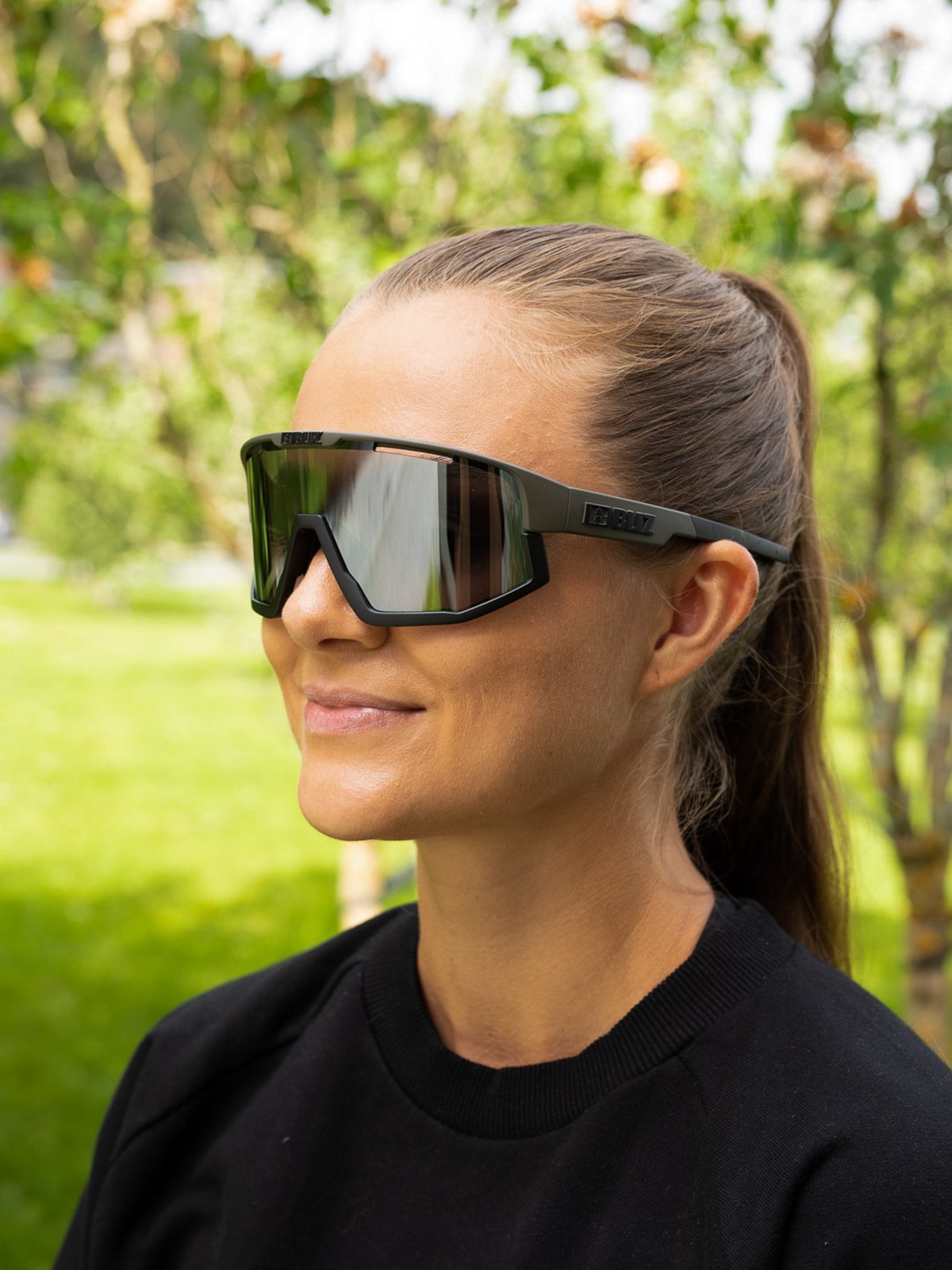 Bliz Active Fusion Camo Green / Linse: Smoke w silver mirror / Filterkategori: 3