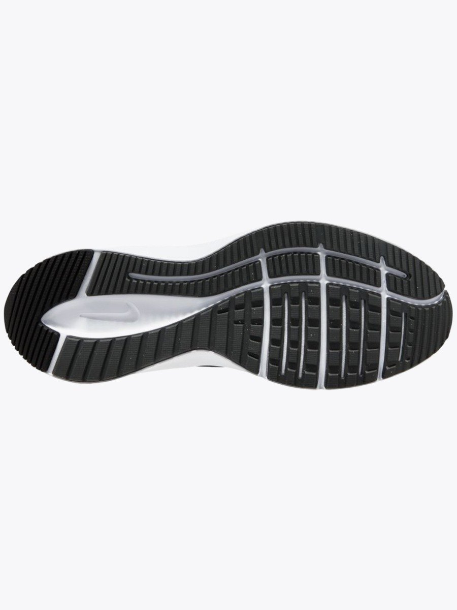 Nike Quest 3 Black/ White