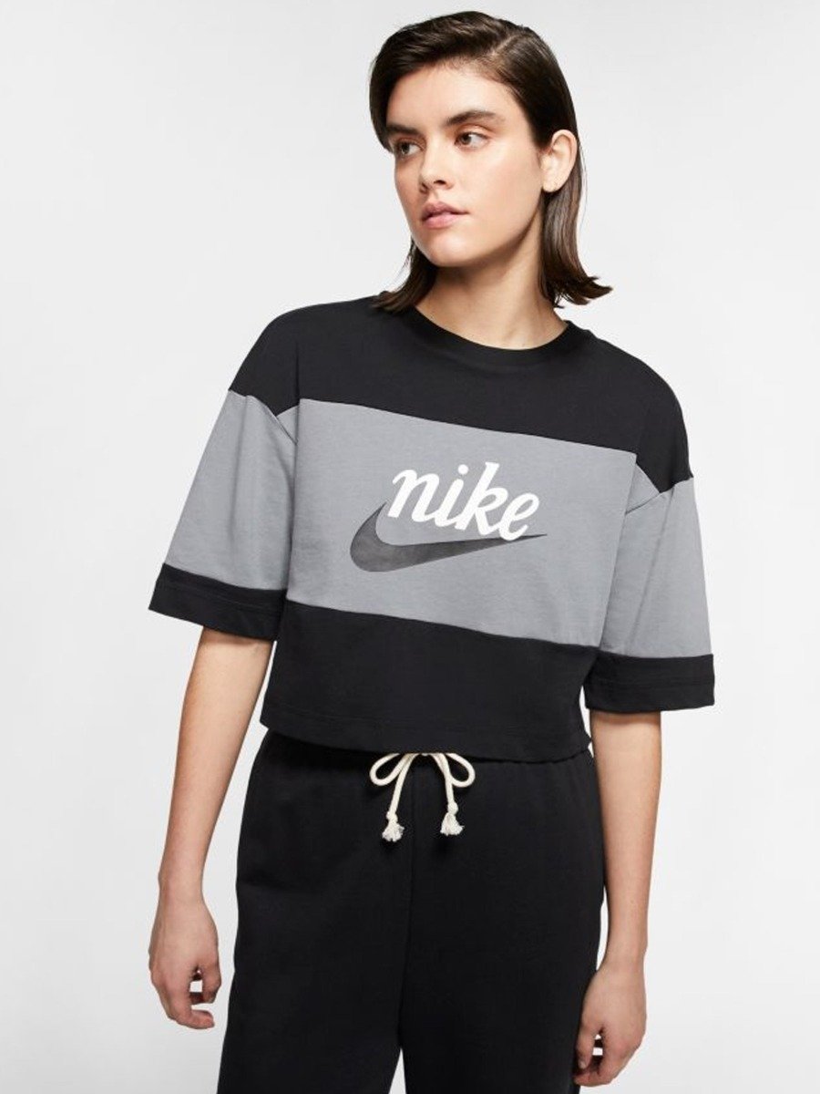 Nike Sportswear Varsity Top SS Smoke Grey/ Black/ Sail