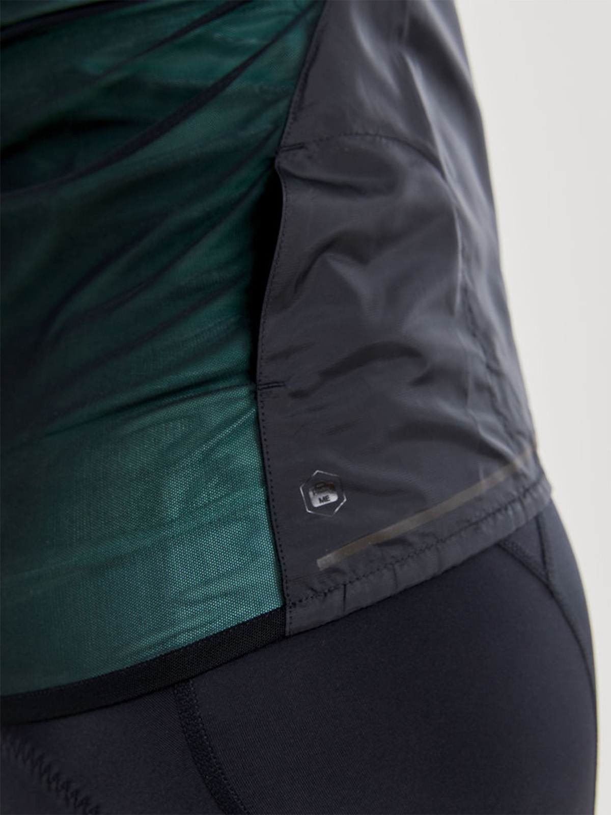 Craft Essence Light Wind Vest Black