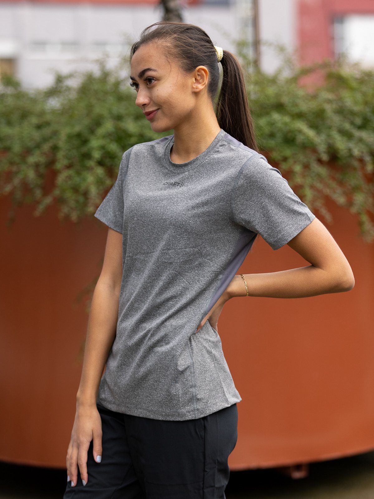 Craft Adv Essence Short Sleeve Tee Dark Grey Melange