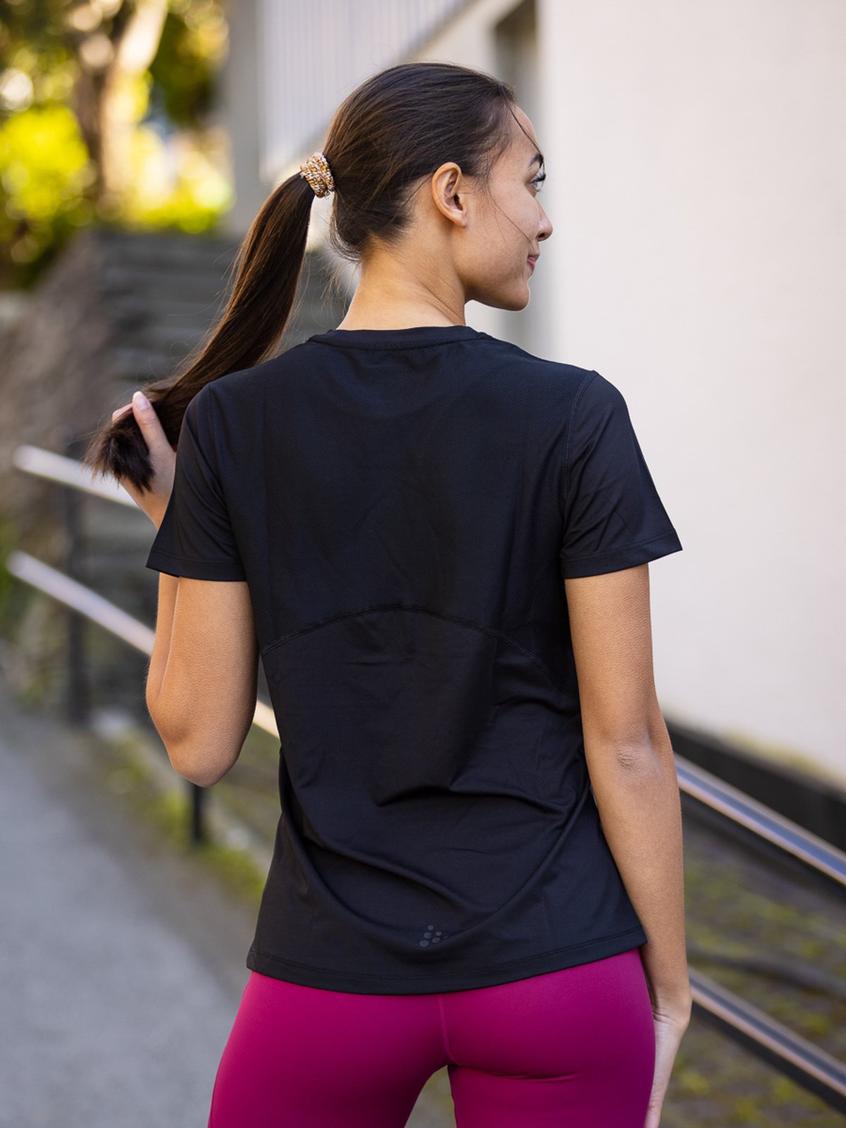 Craft Adv Essence Short Sleeve Tee Svart