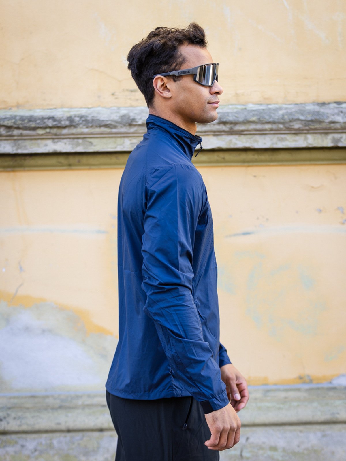 Craft ADV Essence Wind Jacket Man Navy Blue