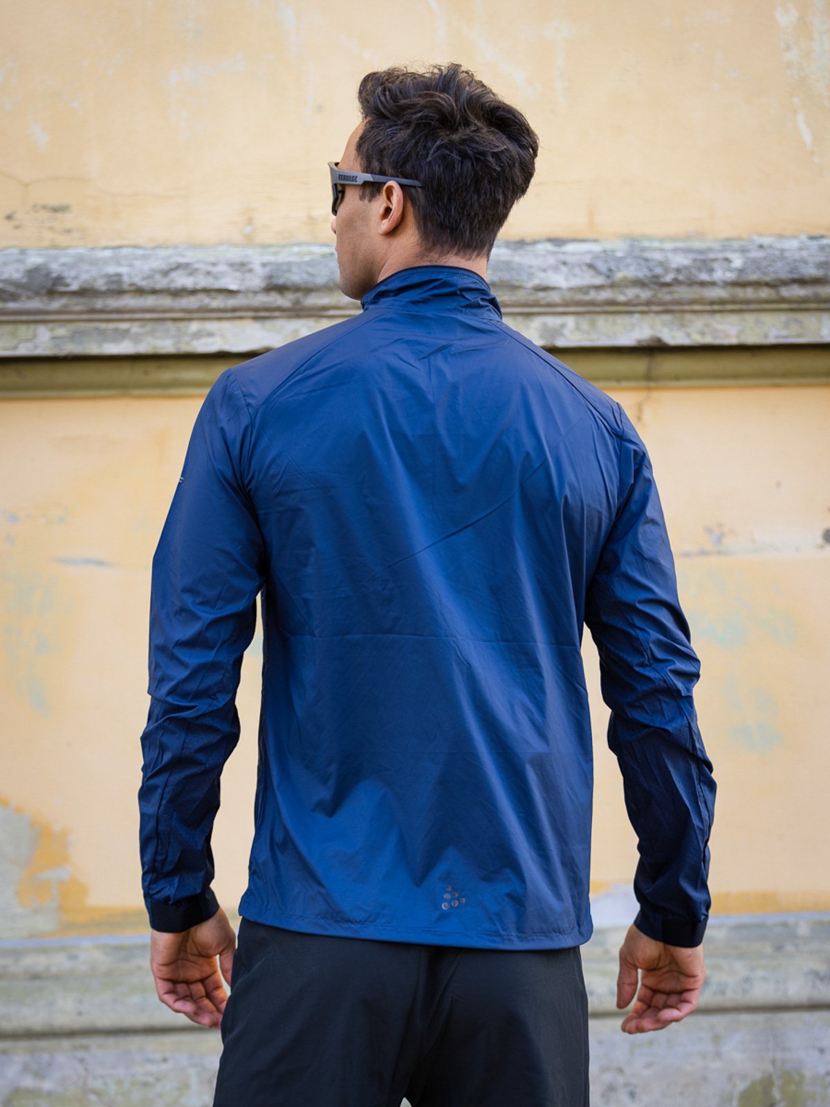 Craft ADV Essence Wind Jacket Man Navy Blue