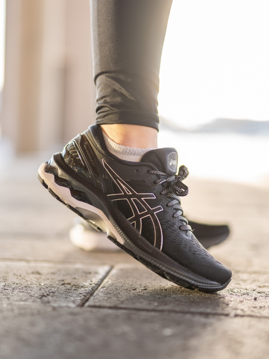 ASICS Gel-Kayano 27 Black/ Pure Silver