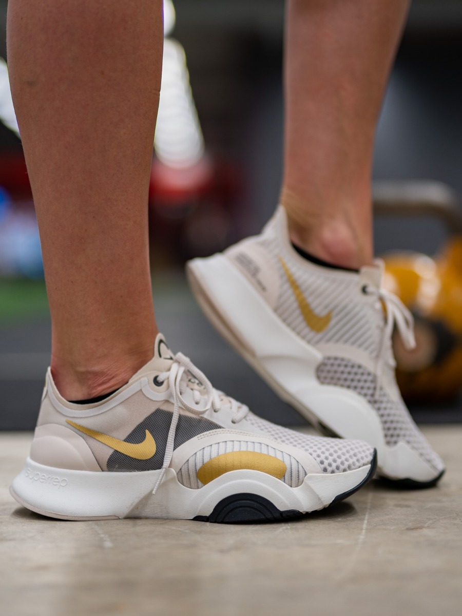 Nike Superrep Go Light Orewood/ Dark smoke Grey