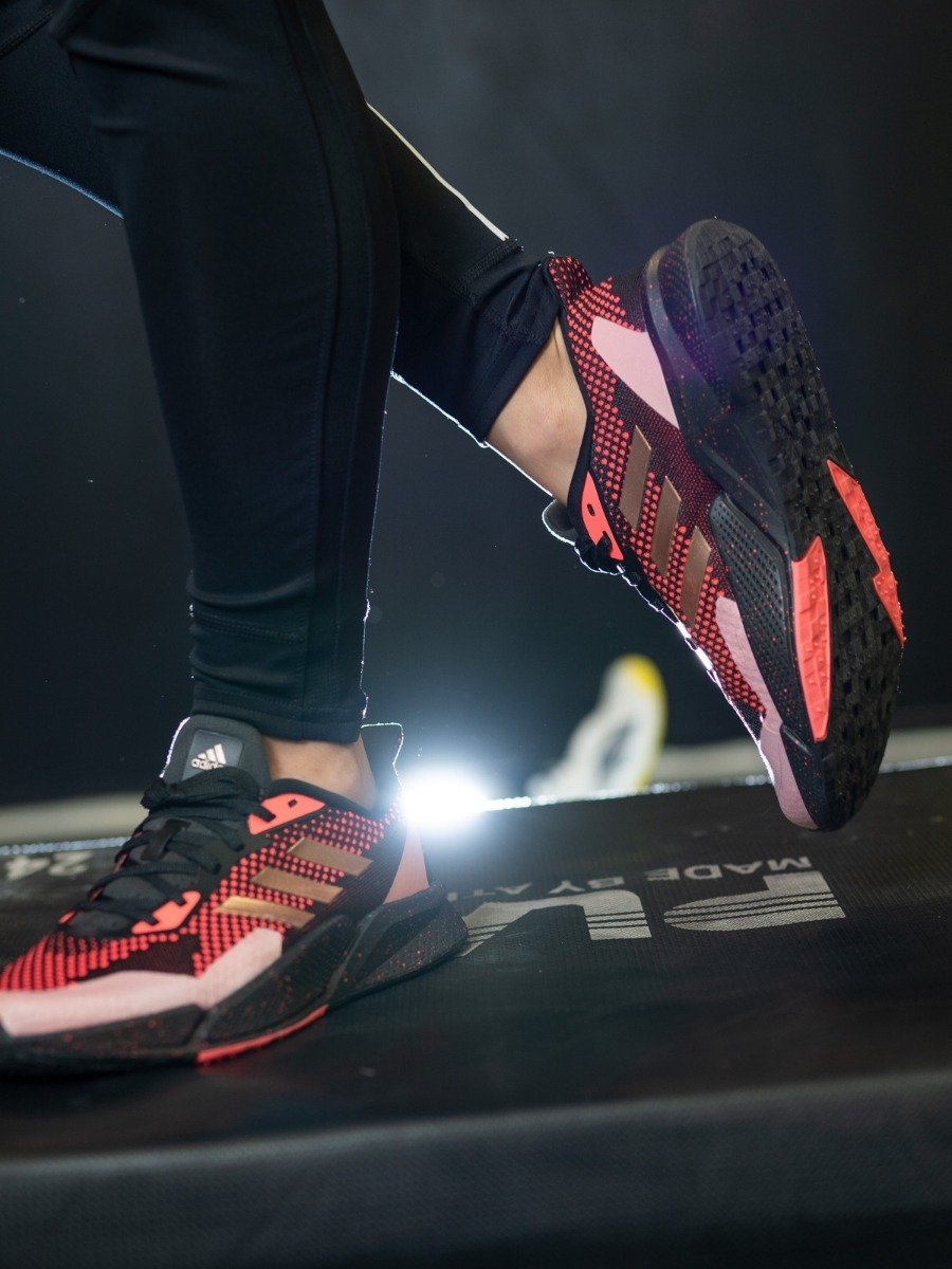 adidas X9000L2 Core Black/Copper met/ Signal Pink