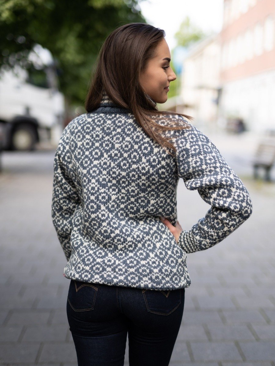 Devold Svalbard Sweater High Neck Turbulence/offwhite