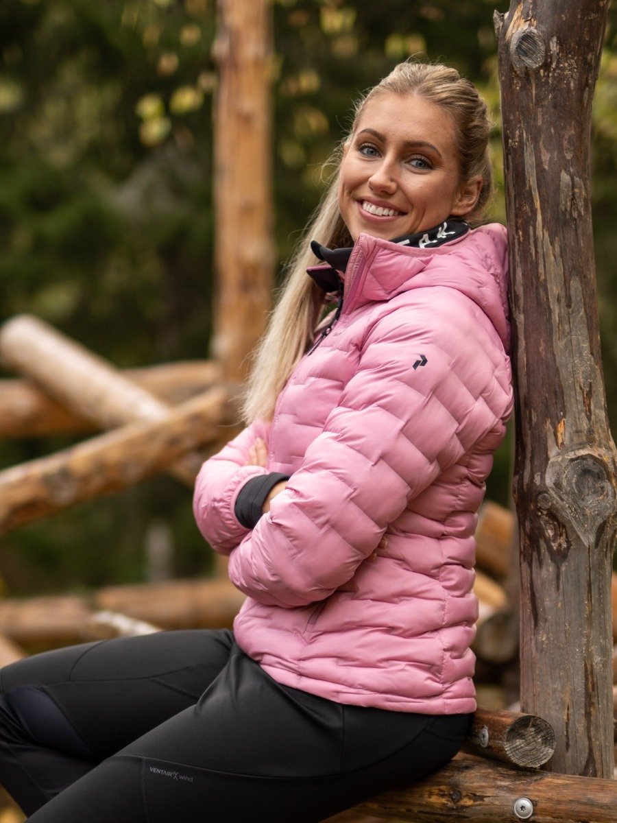 Peak Performance Argon Light Hood Jacket Frosty Rose