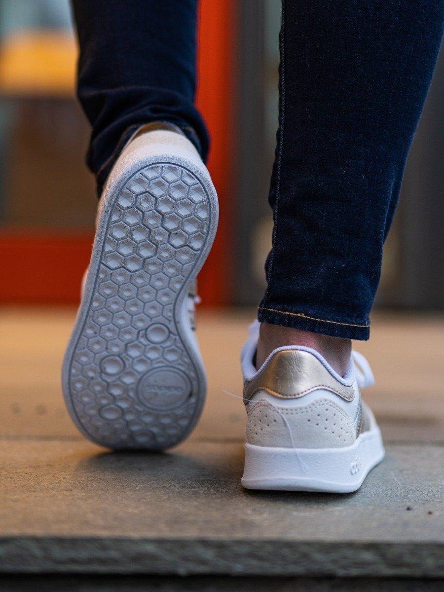adidas Breaknet Plus Cloud White / Champagne Metallic / Grey Three