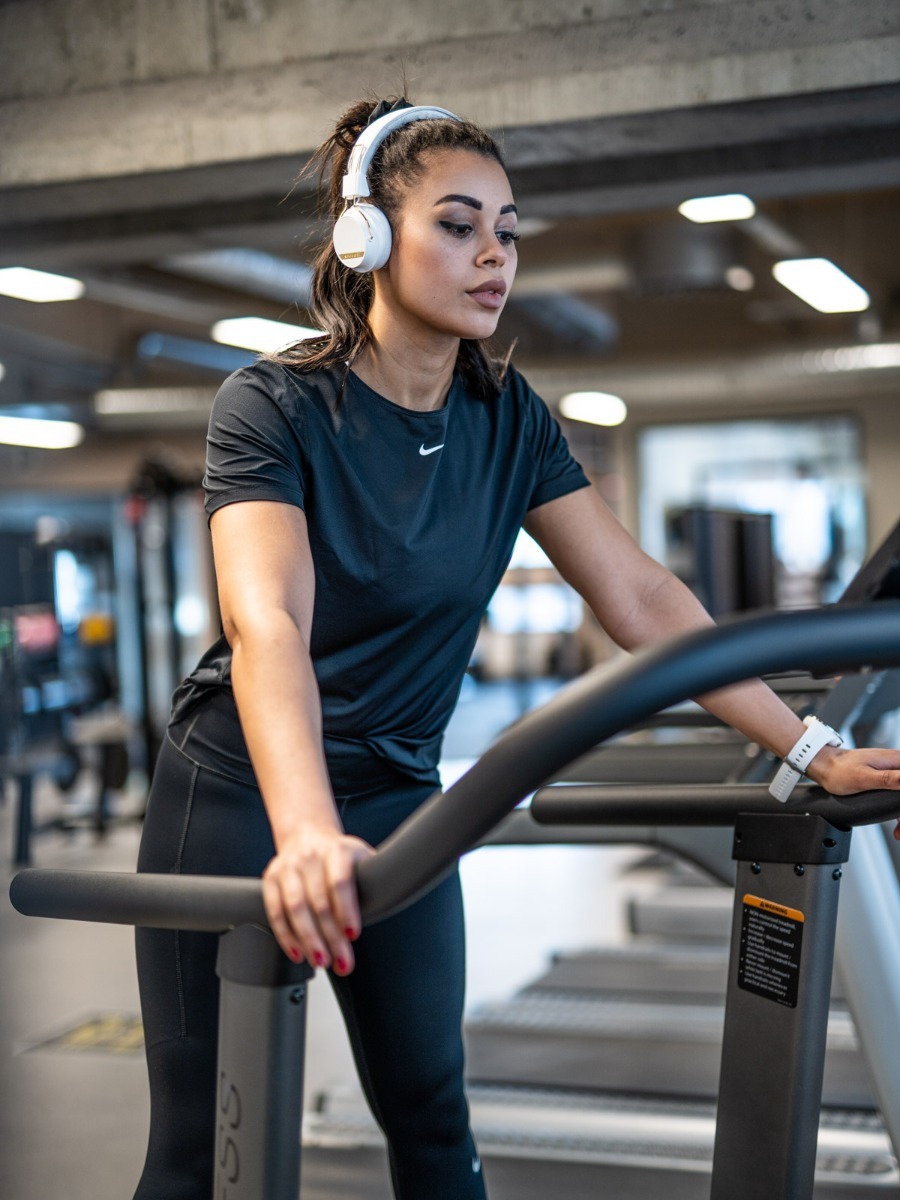 Nike Pro 365 Top Short Sleeve Essential Black
