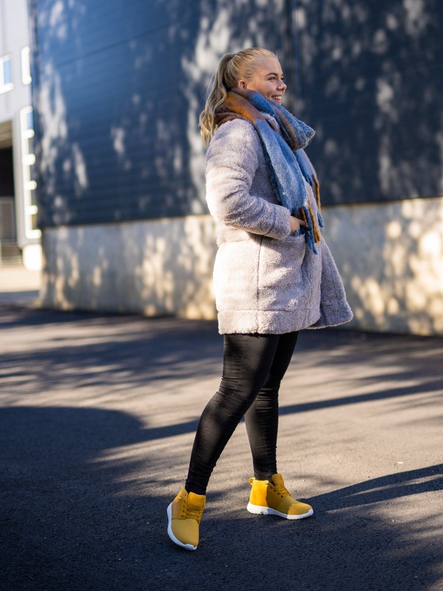 Kastel Madla WR Seasonal Amber Yellow