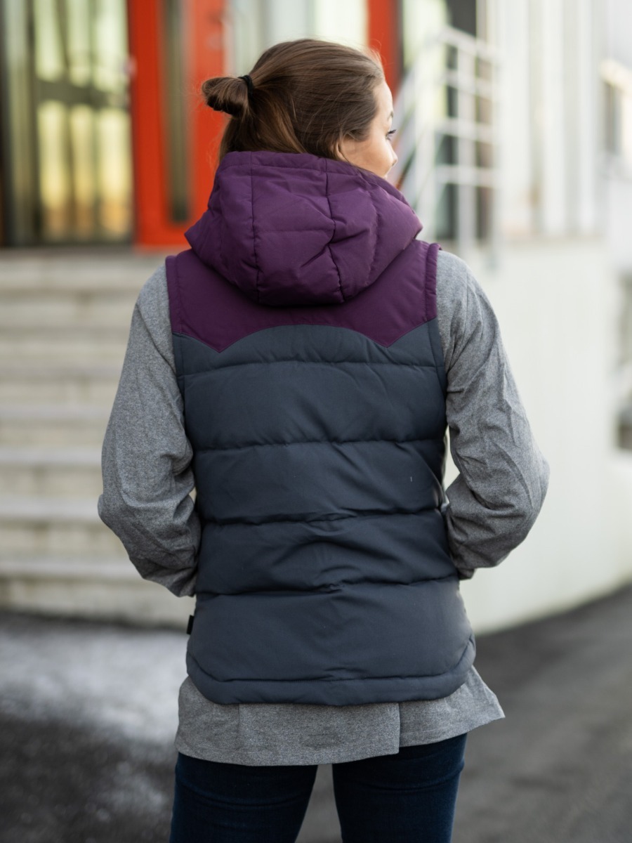 Patagonia Bivy Hooded Vest Smolder Blue/ Deep Plum