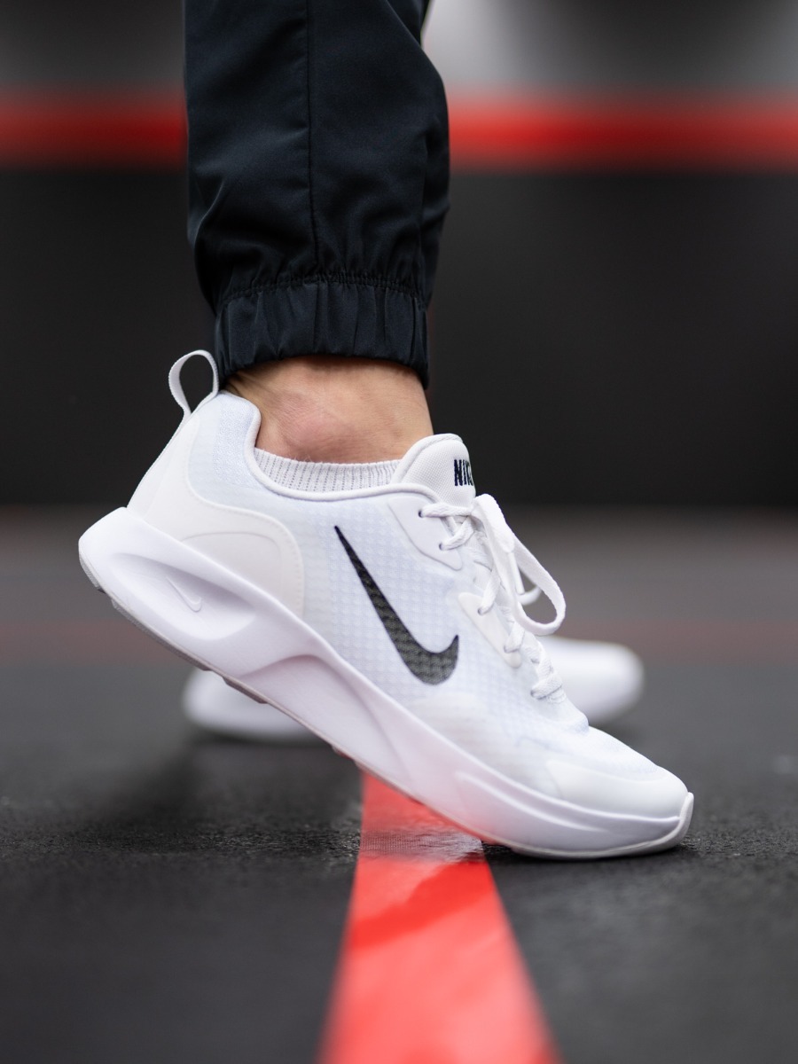 Nike Wearallday White/ Black