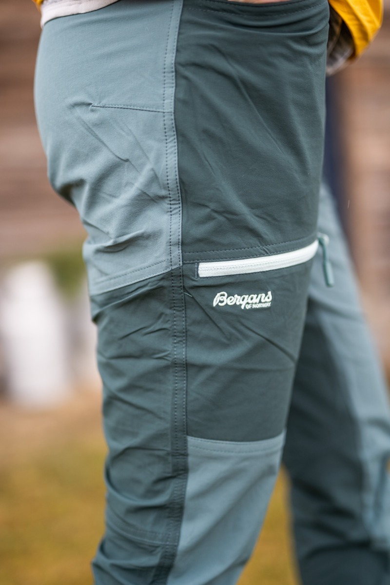 Bergans Cecilie Mountain Softshell Pant Dark Forest Frost / Forest Frost