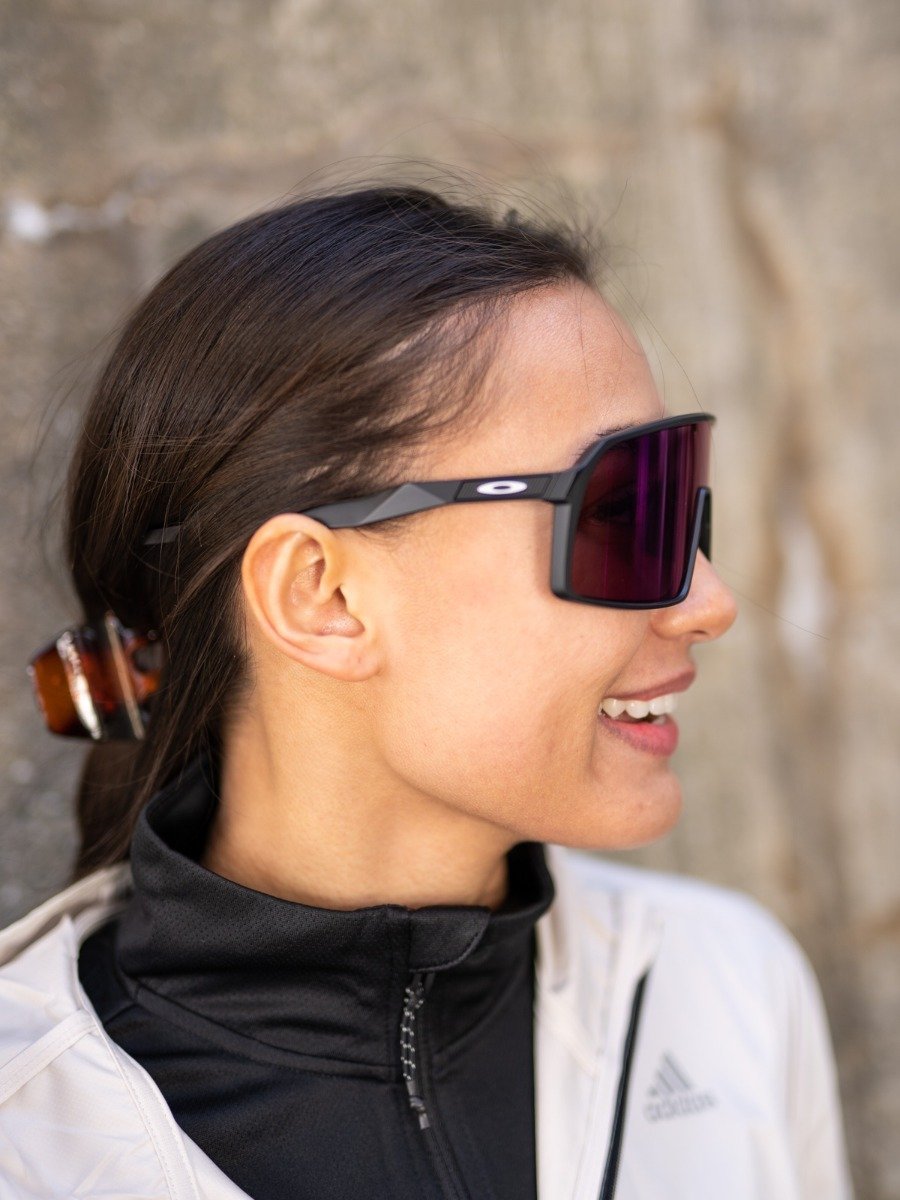 Oakley Sutro Matte Black / Brilleglassfarge: Prizm Road / Lysgjennomslipp: 20%