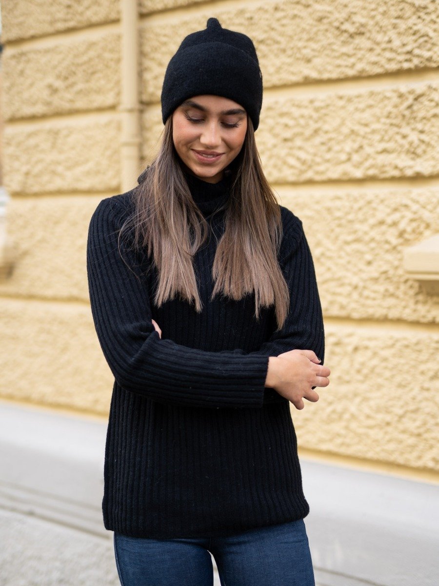 Urban Pioneers Lois Alpaca Beanie Black