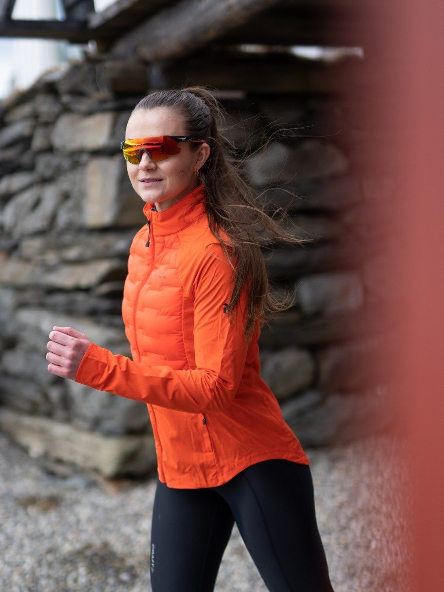 Peak Performance Argon Swift Hybrid Jacket Super Nova