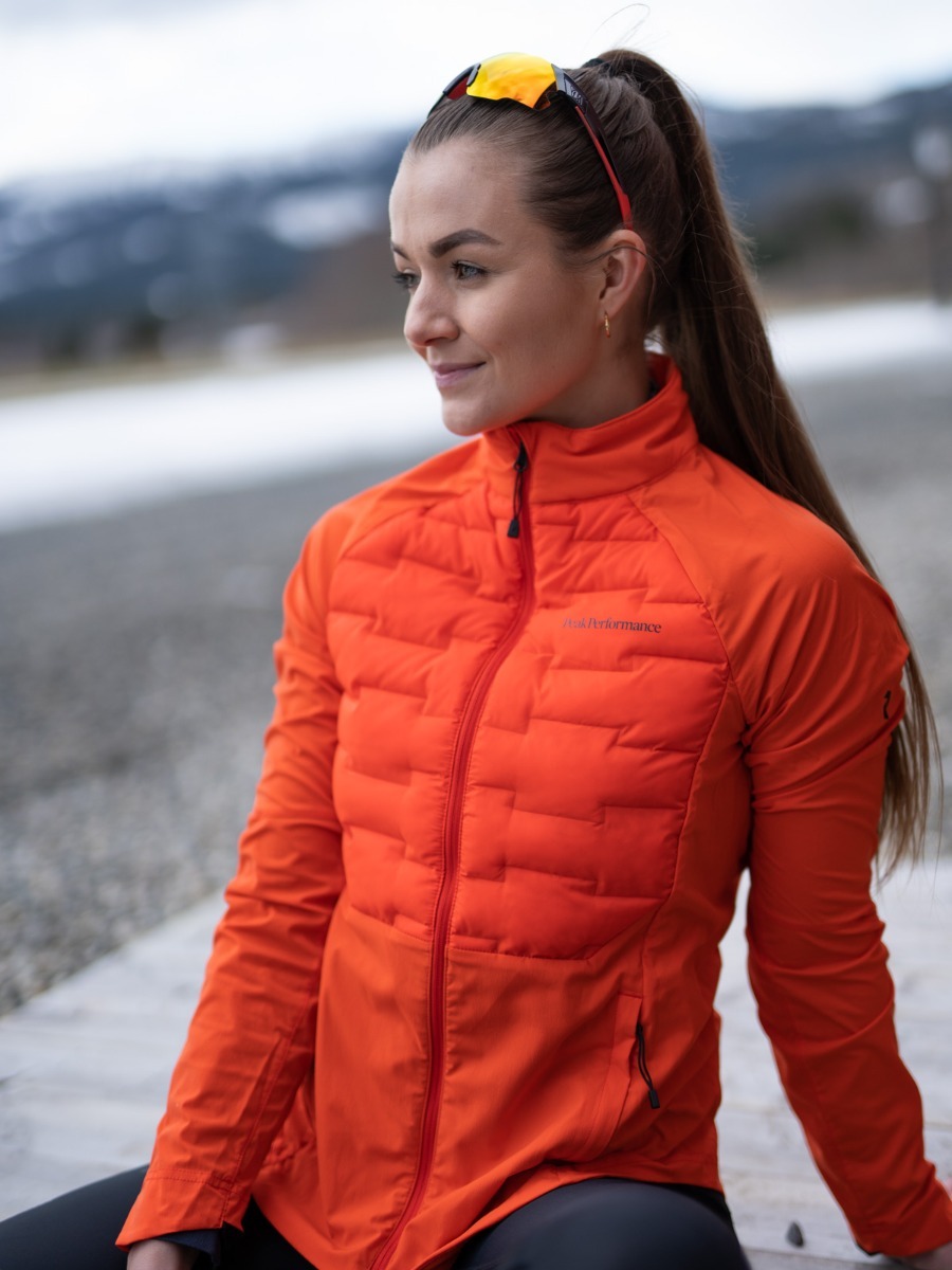 Peak Performance Argon Swift Hybrid Jacket Super Nova