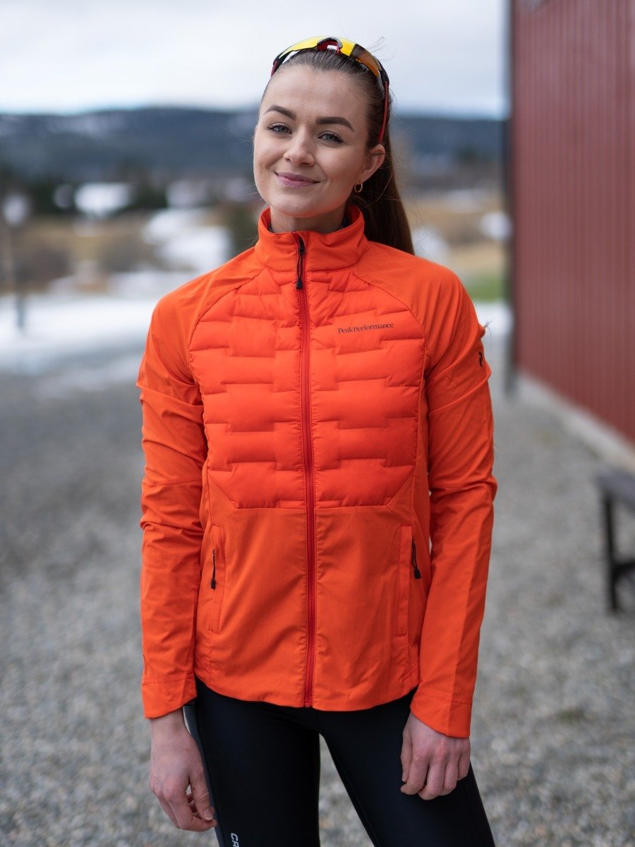 Peak Performance Argon Swift Hybrid Jacket Super Nova