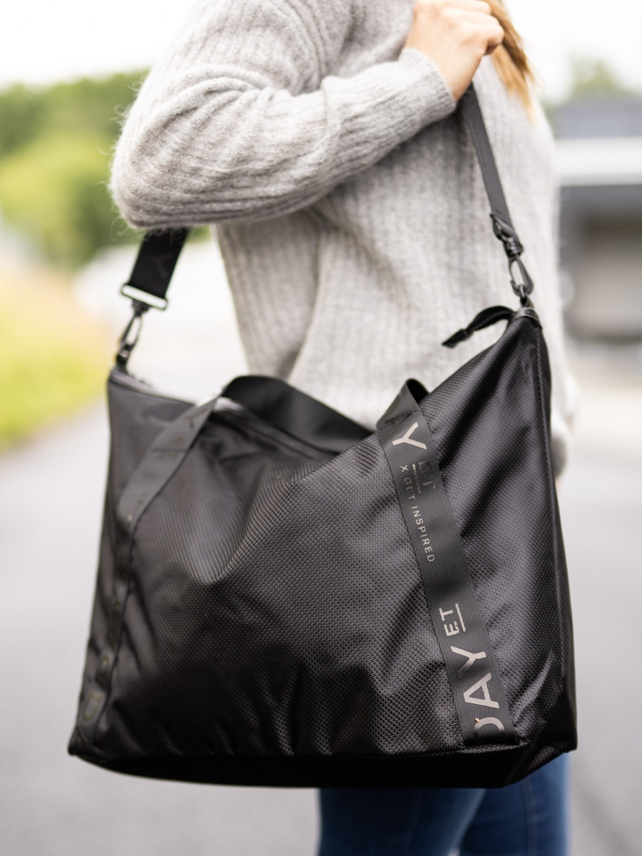 DAY ET Day x Get Inspired Premium Cross Black with khaki