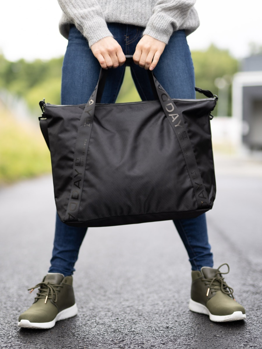 DAY ET Day x Get Inspired Premium Cross Black with khaki