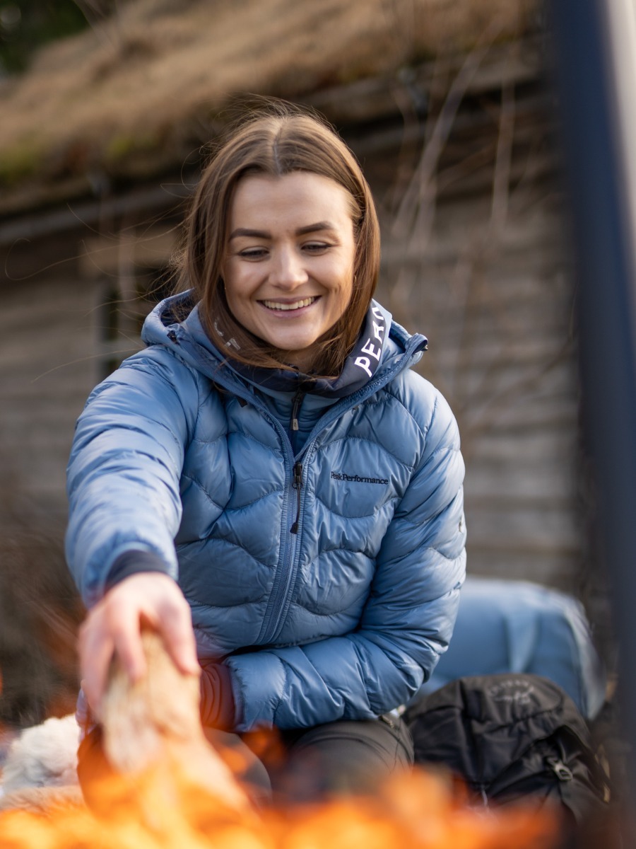 Peak Performance Helium Hood Jacket Dark Haze