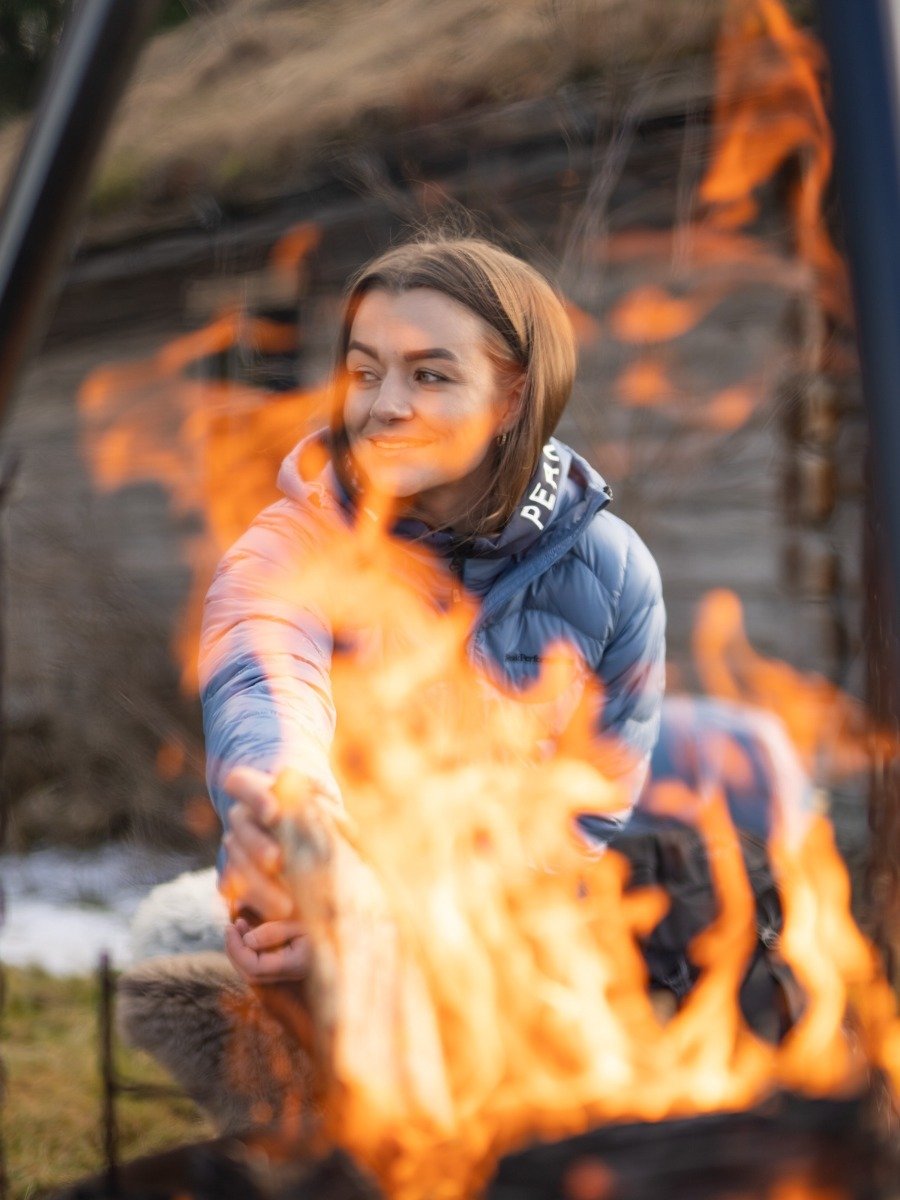 Peak Performance Helium Hood Jacket Dark Haze