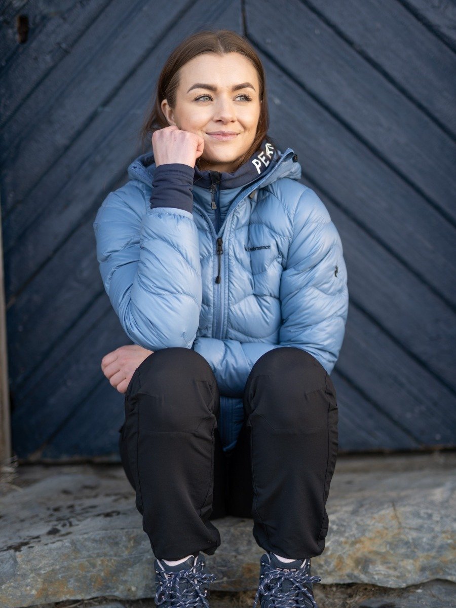 Peak Performance Helium Hood Jacket Dark Haze