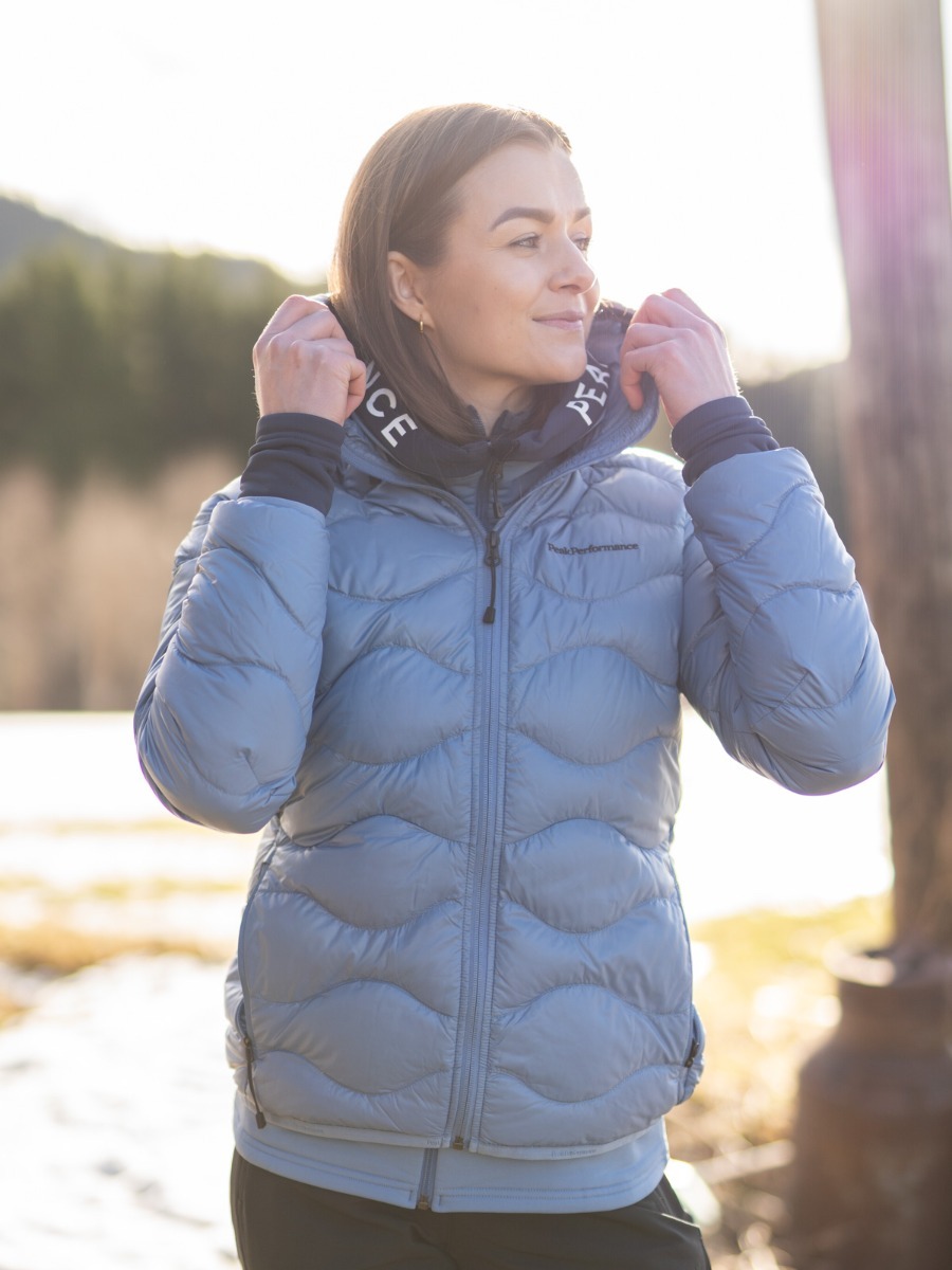 Peak Performance Helium Hood Jacket Dark Haze