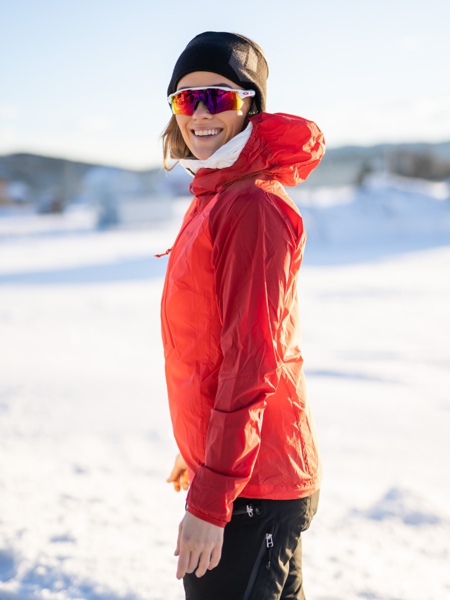 Bergans Cecilie Wind Anorak Light Dahlia Red / Dahlia Red