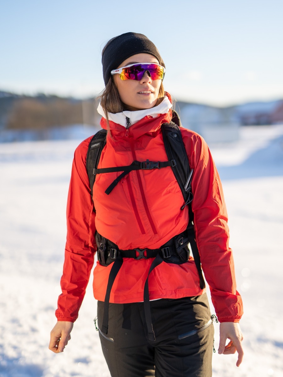 Bergans Cecilie Wind Anorak Light Dahlia Red / Dahlia Red