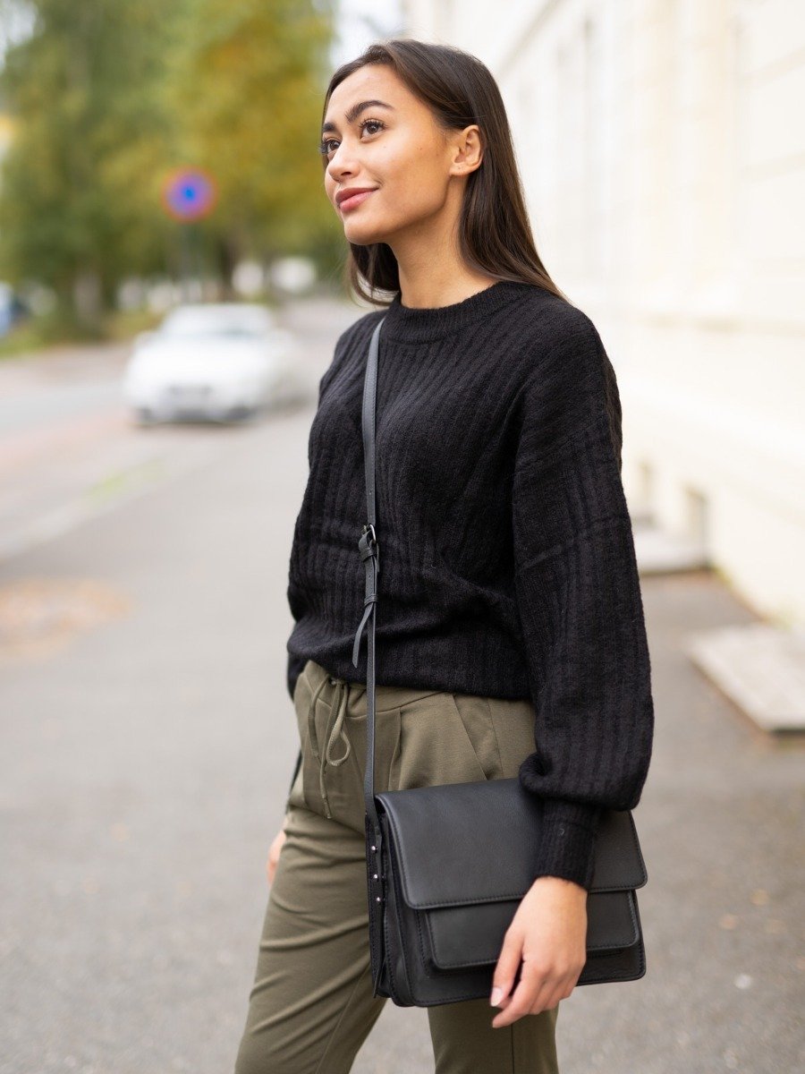 DAY ET DAY Leather Copenhagen XL Crossbody Black