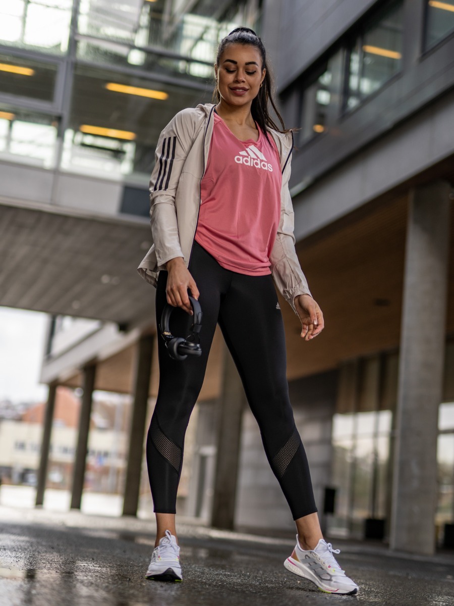 adidas Supernova + Cloud White / Halo Silver / Screaming Pink