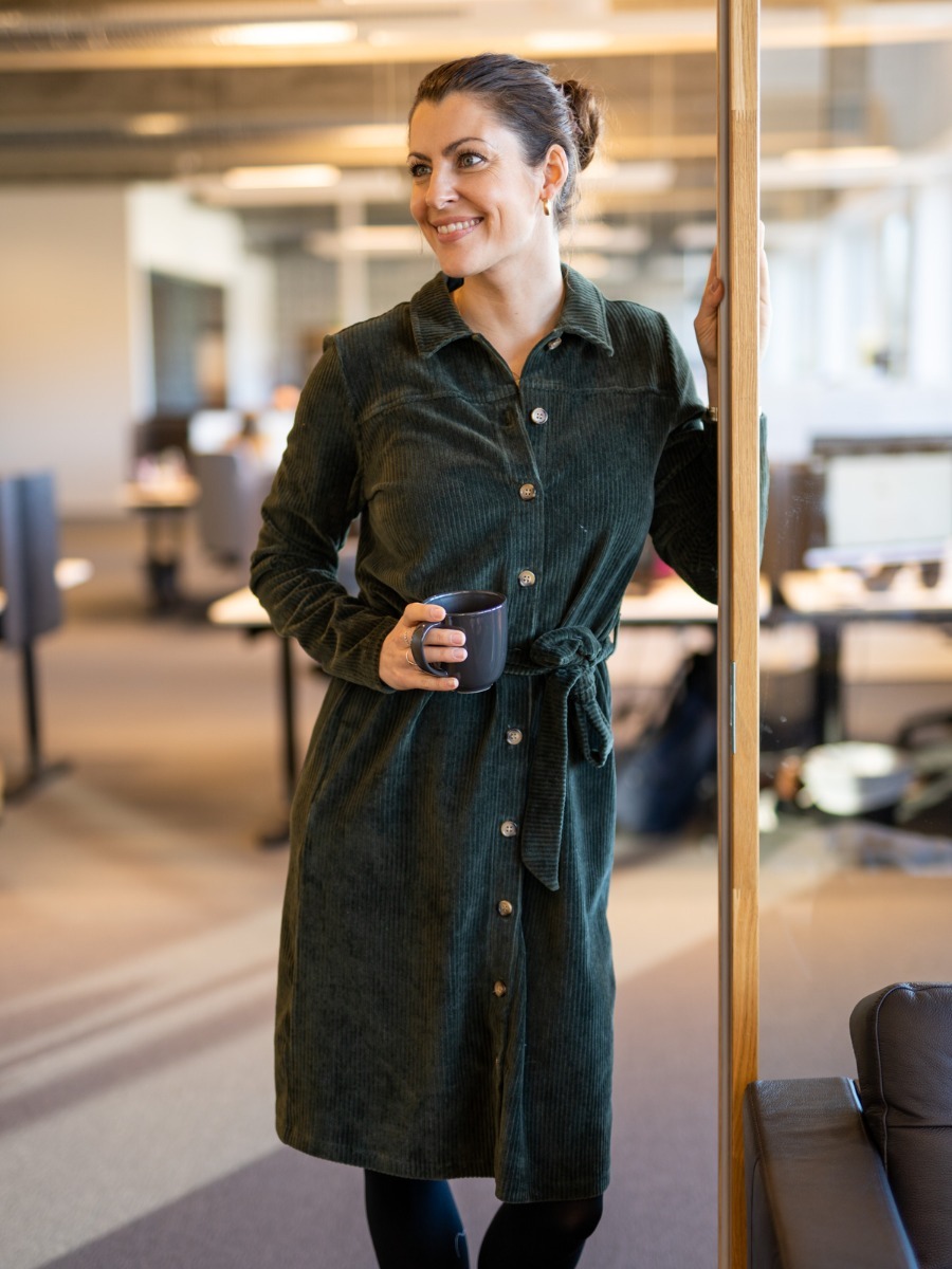 MSCH Copenhagen MSCH Copenhagen Ibine Florina Velour Shirt Dress Rosin