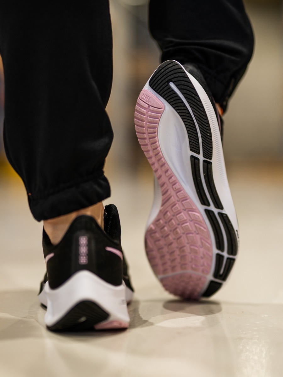 Nike Air Zoom Pegasus 37 Black/Light Arctic Pink/White/Metallic Red Bronze