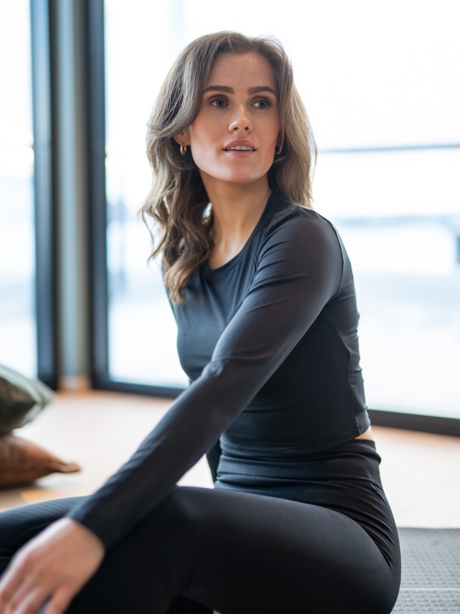 Athlecia Vinna Long Sleeve Seamless crop top Black