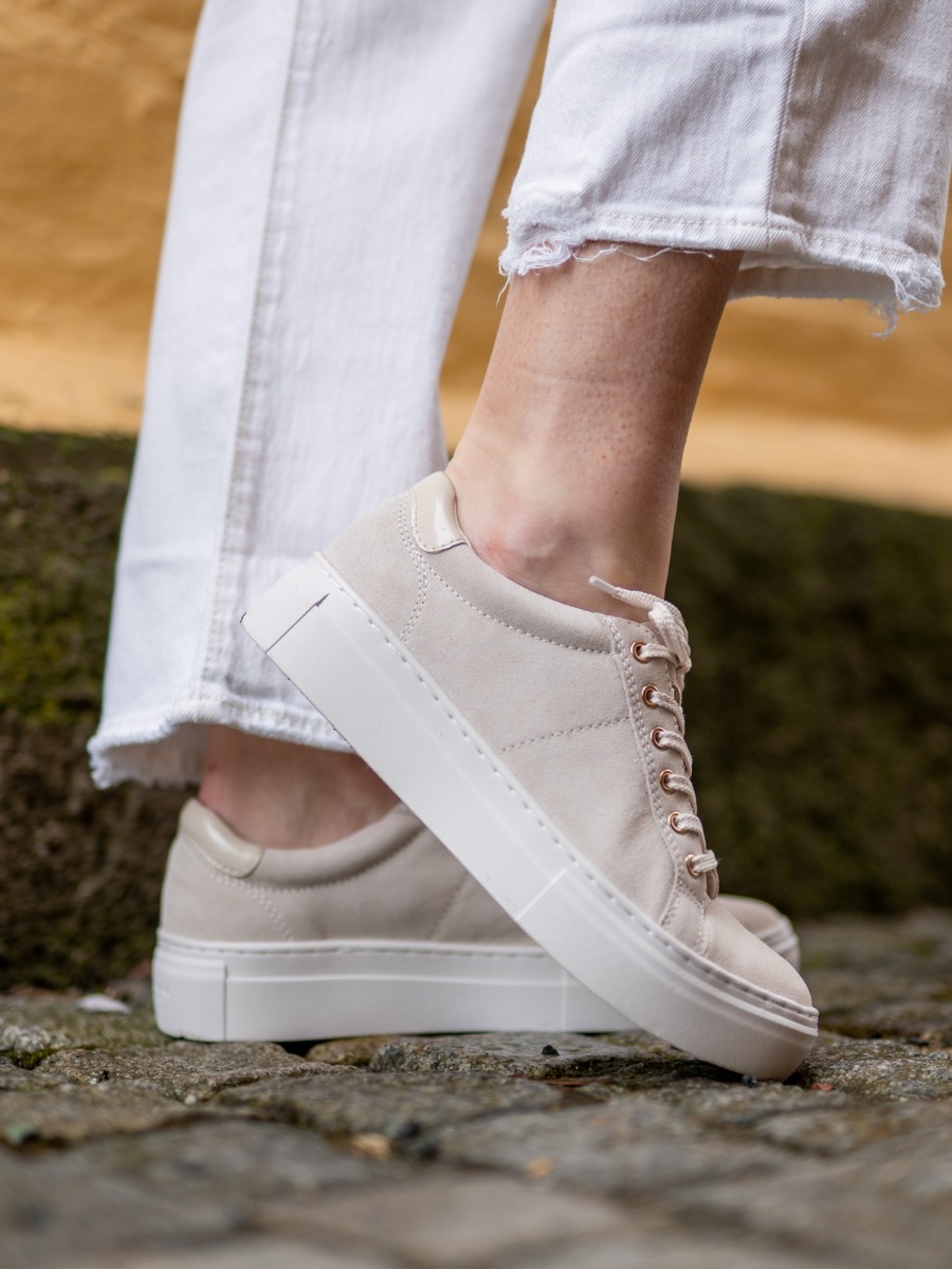 Vagabond Zoe Platform Suede Offwhite