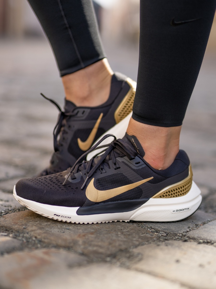 Nike Air Zoom Vomero 15 Oil Grey/ Metallic Gold-Ivory