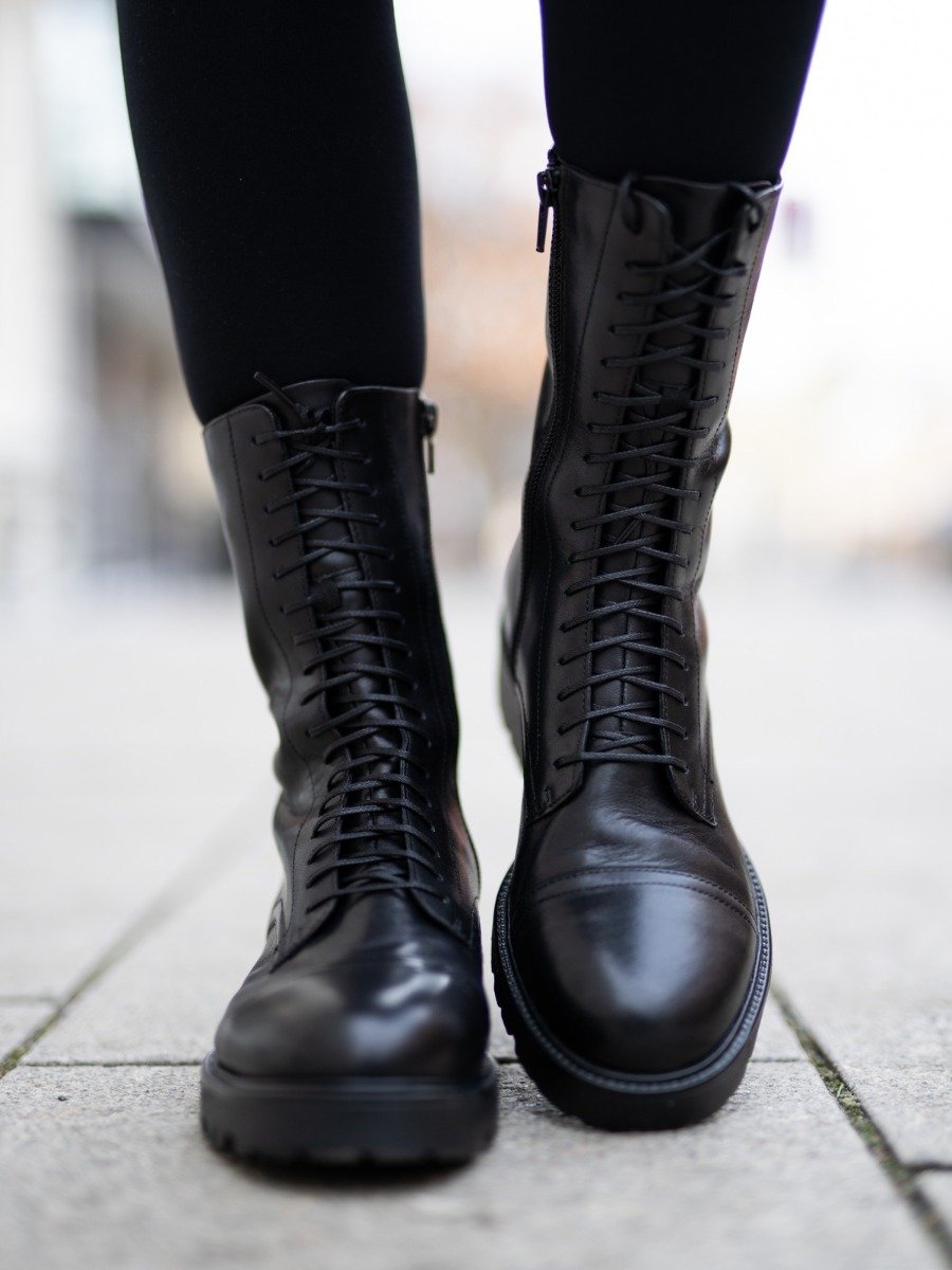 Vagabond Kenova Black