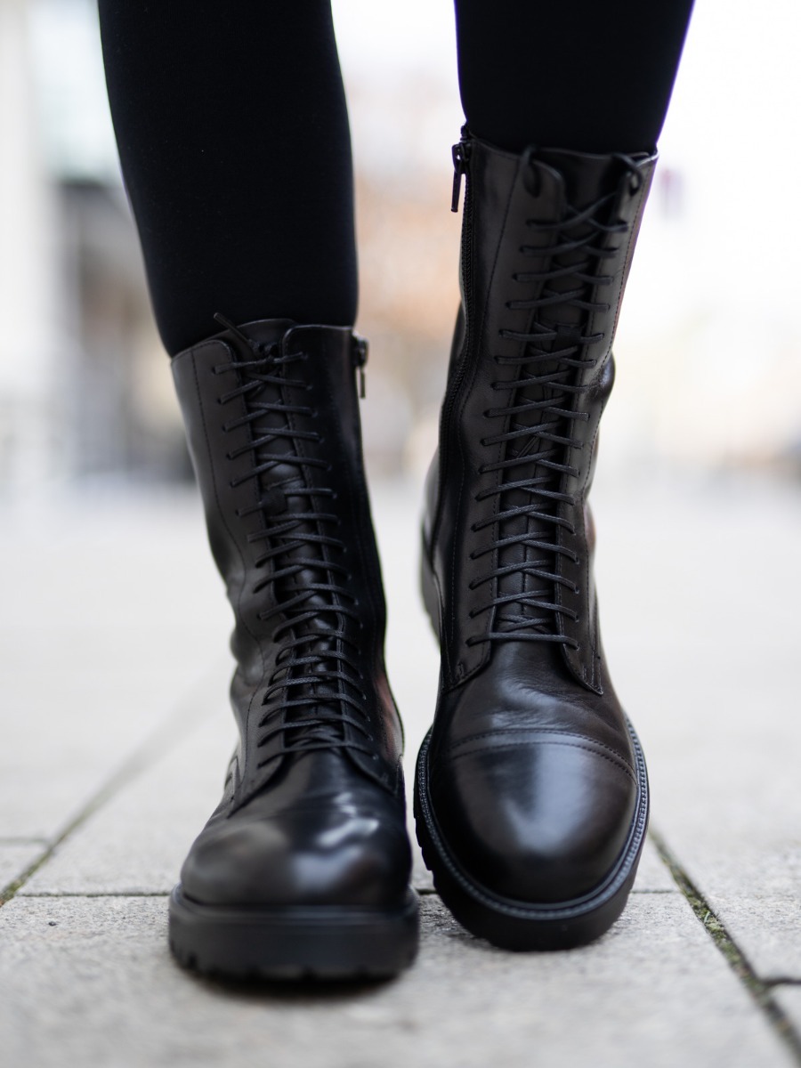 Vagabond Kenova Black