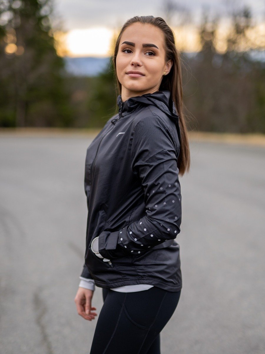 Nike Essential Flash Runway Jacket Black/ Reflective Silver