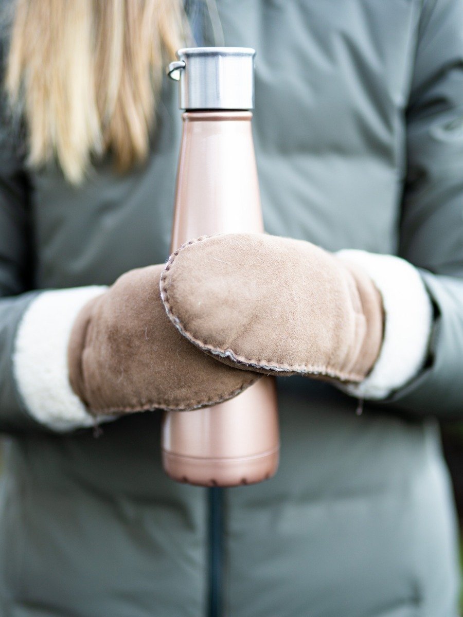 Hestra Sheepskin Mitt Beige