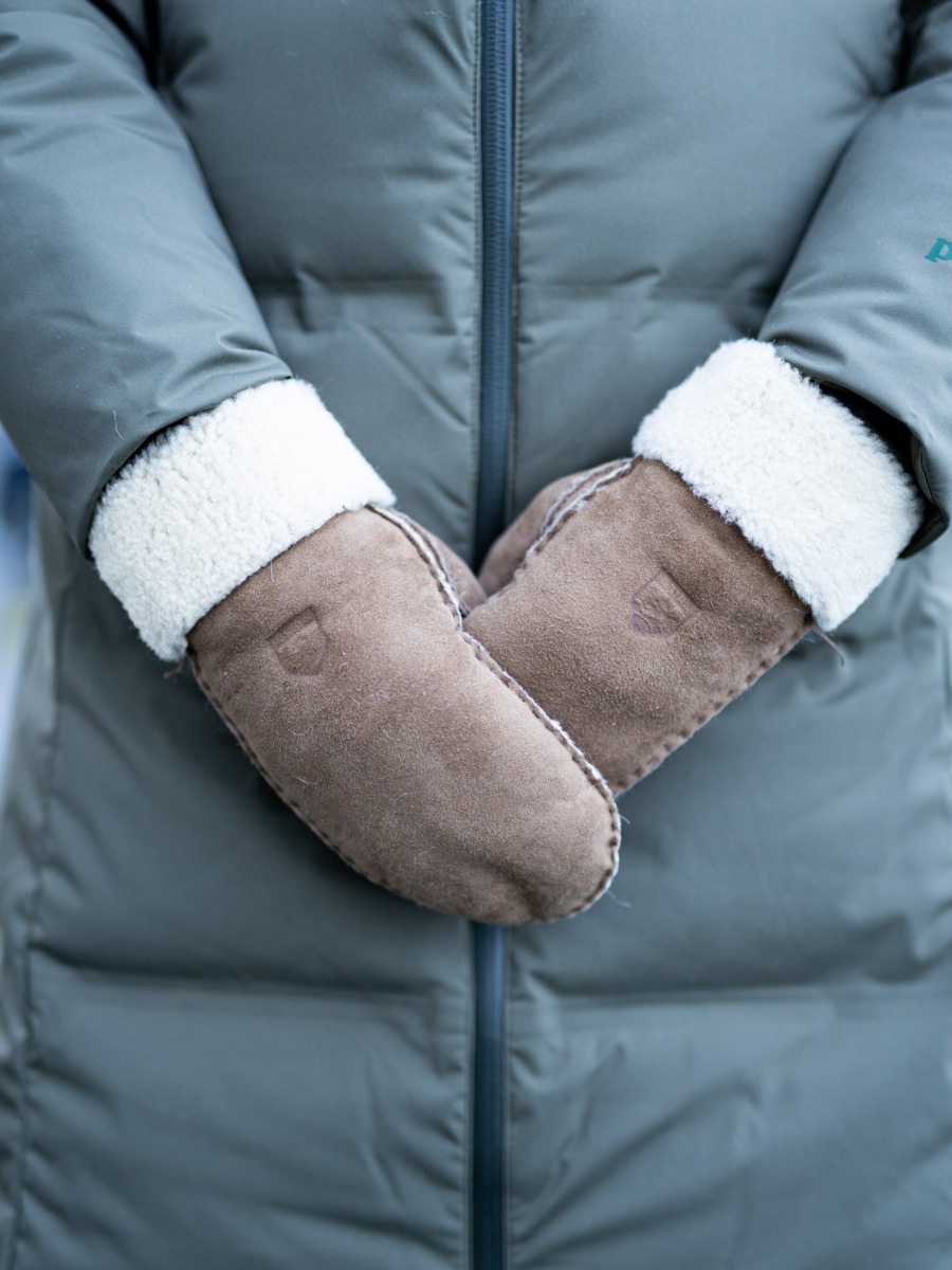 Hestra Sheepskin Mitt Beige
