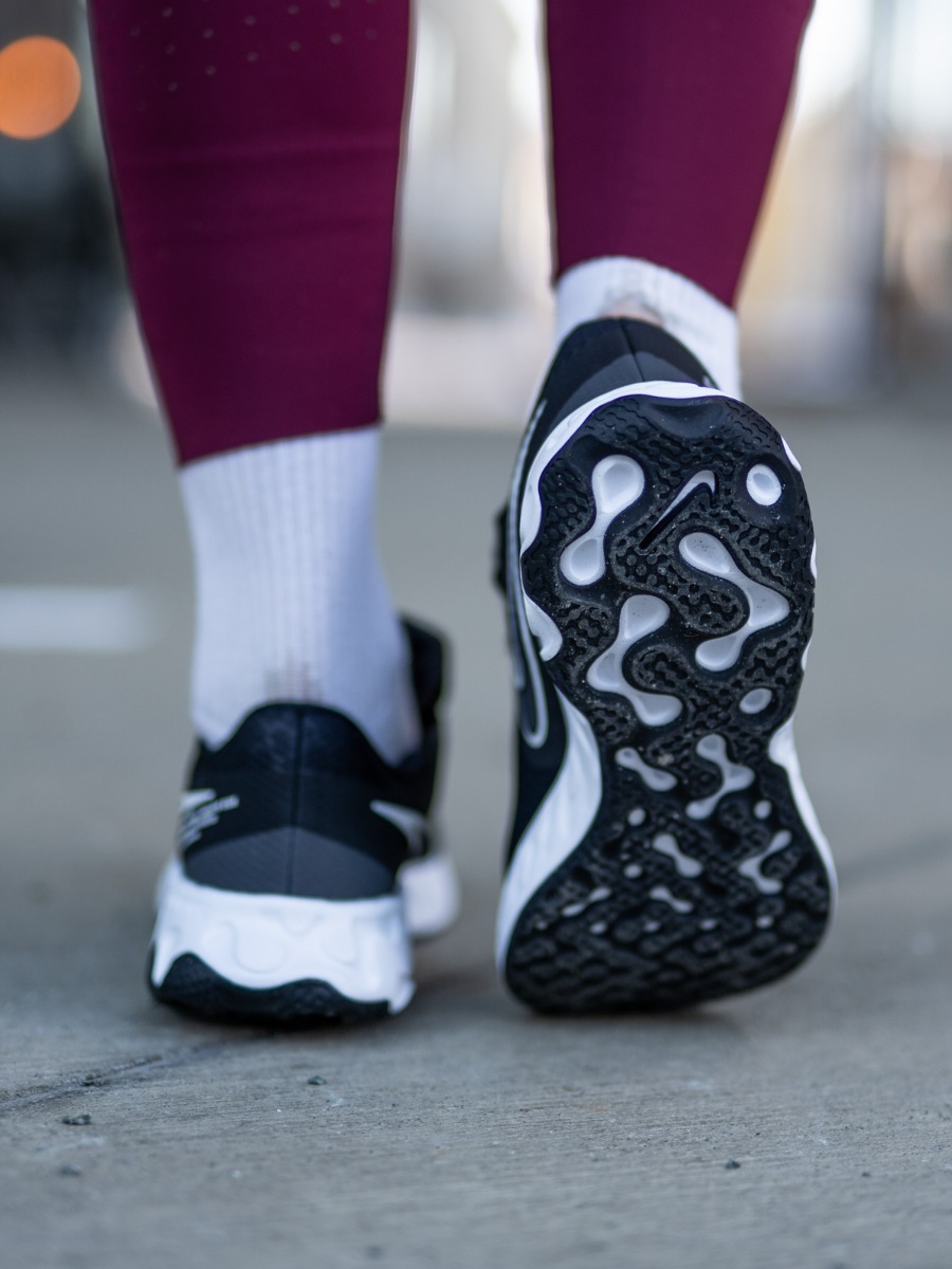 Nike Renew Ride 2 Black/White-Dark Smoke Grey