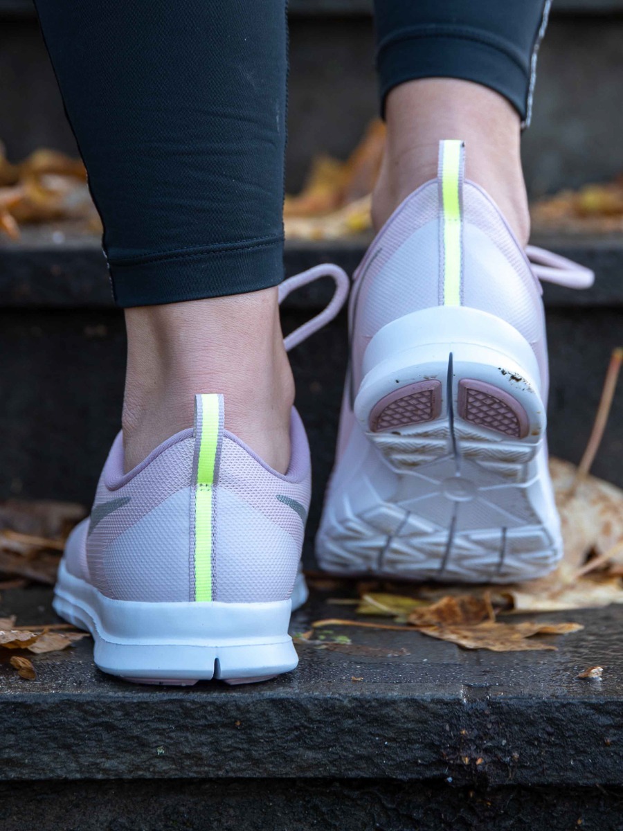 Nike Flex Essential Training Shoe Barely Rose/ Metallic Silver